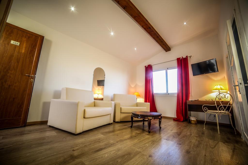 Hotel Castellu Rossu Lucciana  Zewnętrze zdjęcie